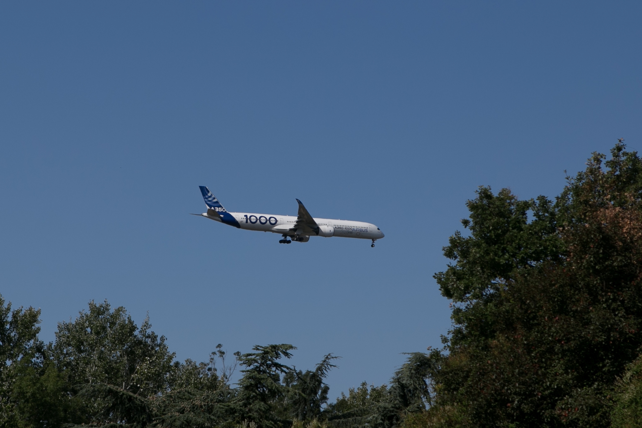 An Airbus A350-1000 on approach
